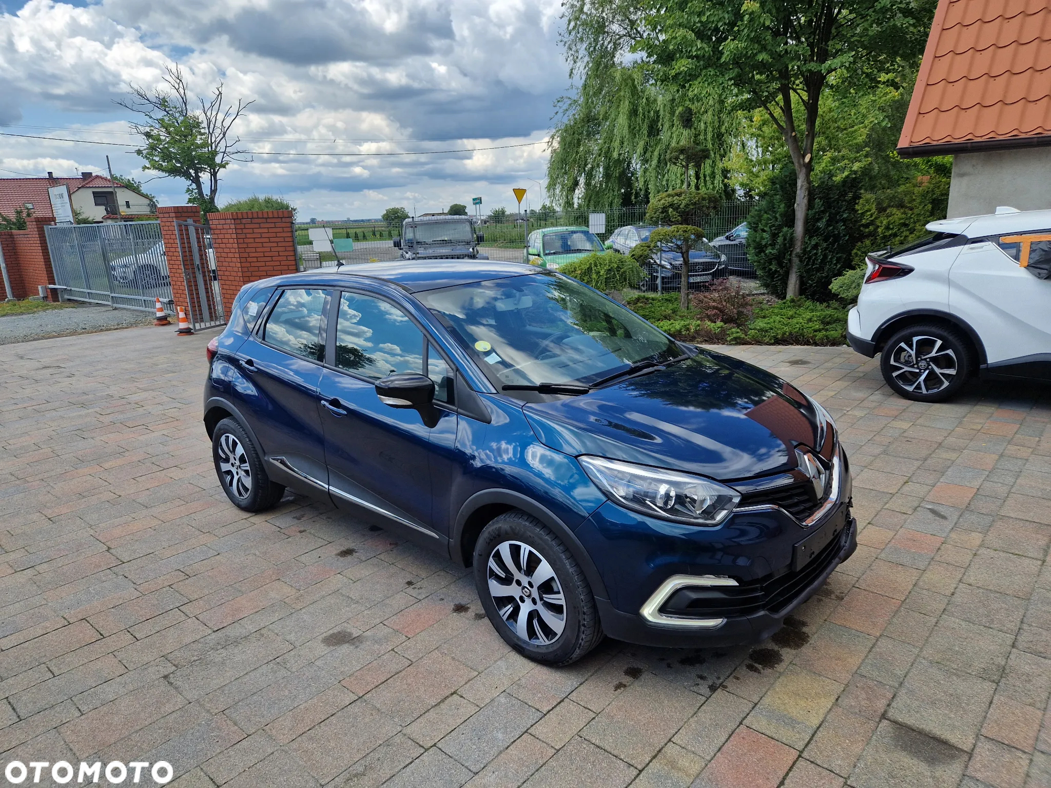 Renault Captur 1.5 dCi Energy Zen EDC EU6 - 23