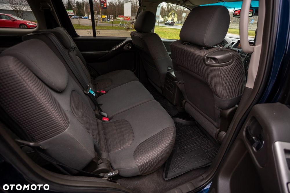 Nissan Pathfinder 2.5 dCi Premium - 35