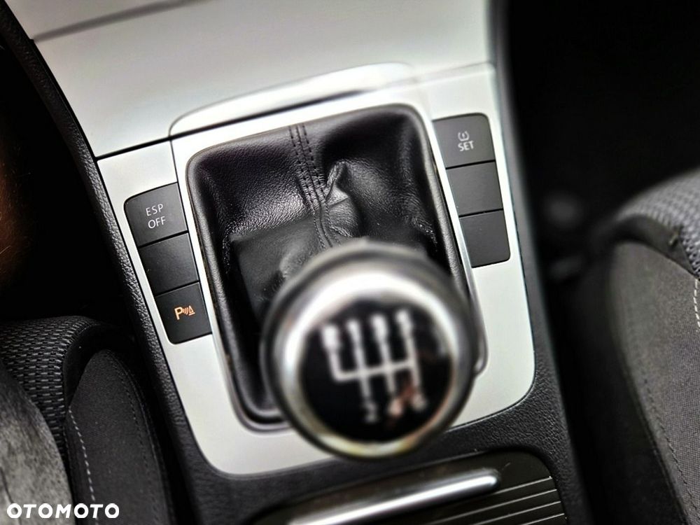 Volkswagen Passat CC 1.8 TSI - 16