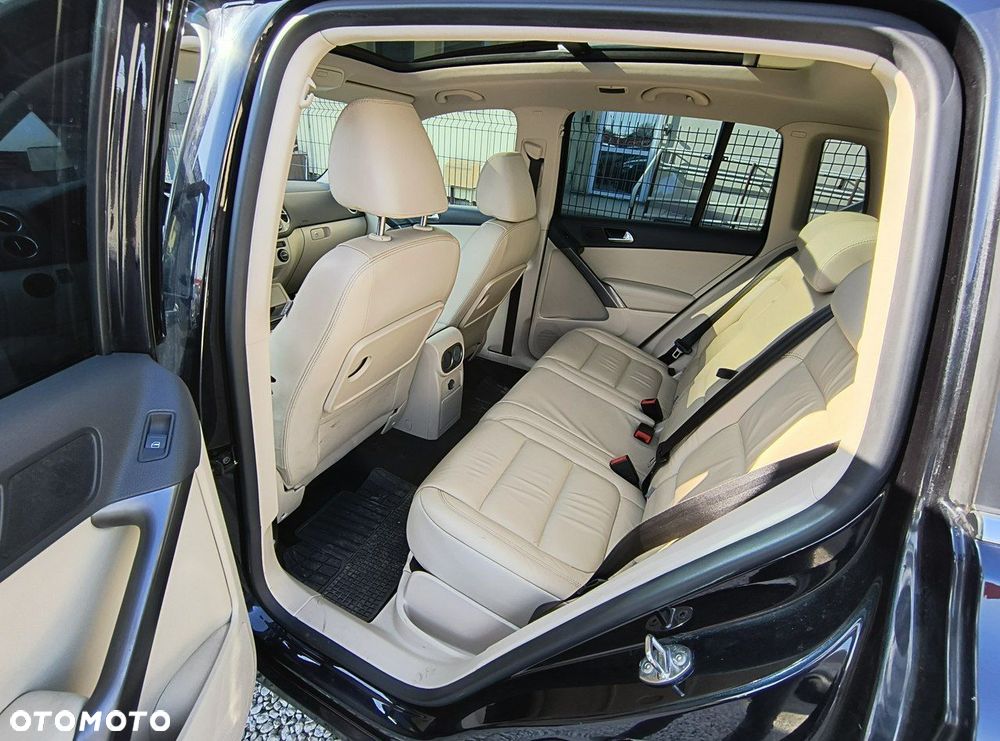 Volkswagen Tiguan 2.0 TDI DPF 4Motion BlueMotion Technology Exclusive - 14