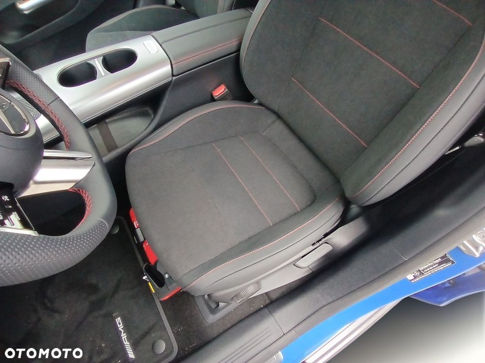 Mercedes-Benz CLA 200 mHEV 8G-DCT - 14