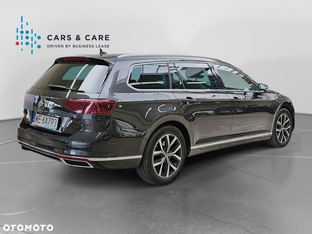 Volkswagen Passat - 31