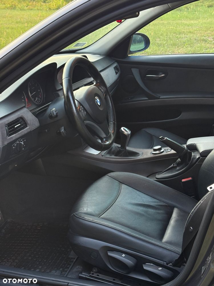 BMW Seria 3 - 8