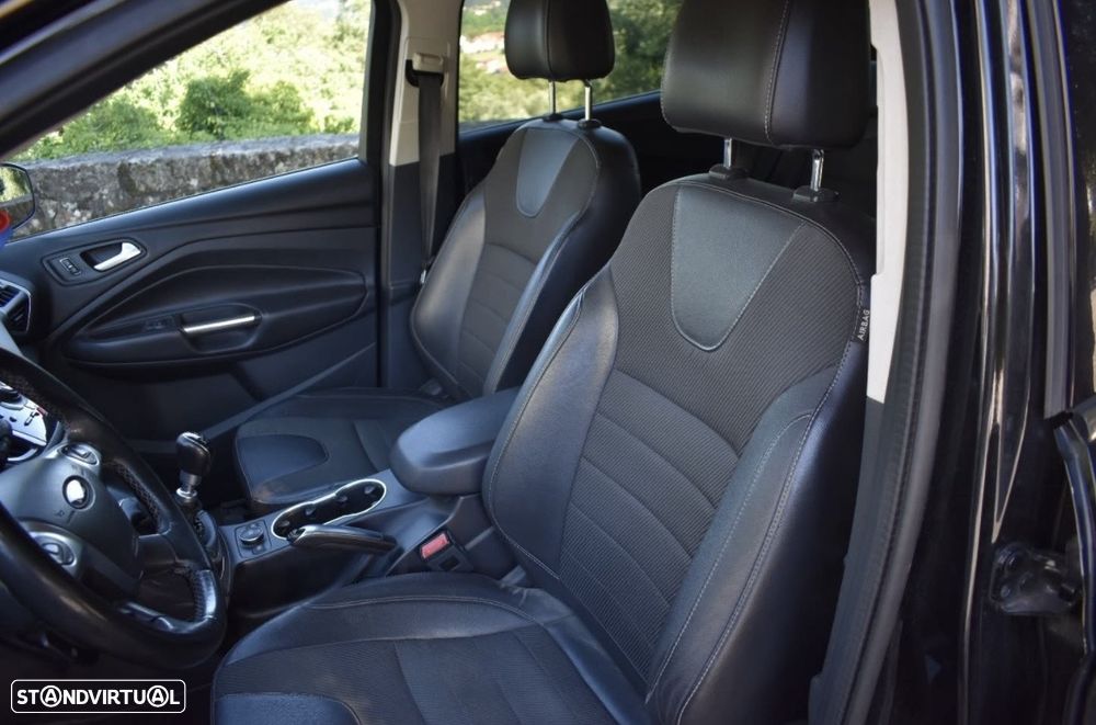 Ford Kuga 2.0 TDCi 4x4 Titanium - 15