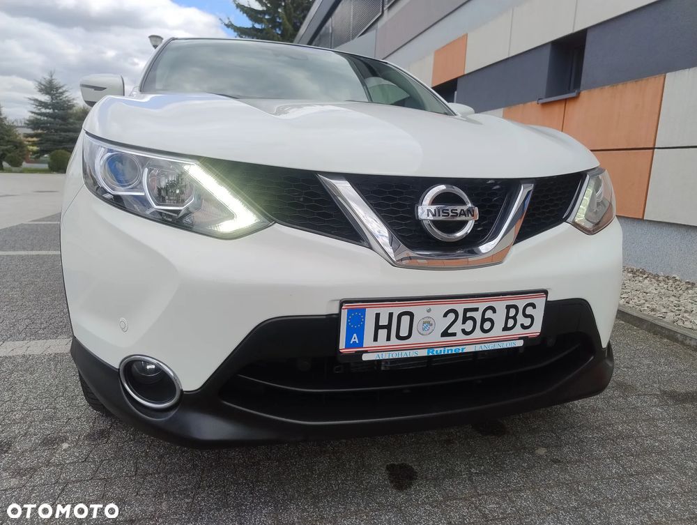 Nissan Qashqai 1.2 DIG-T Xtronic N-Vision - 29