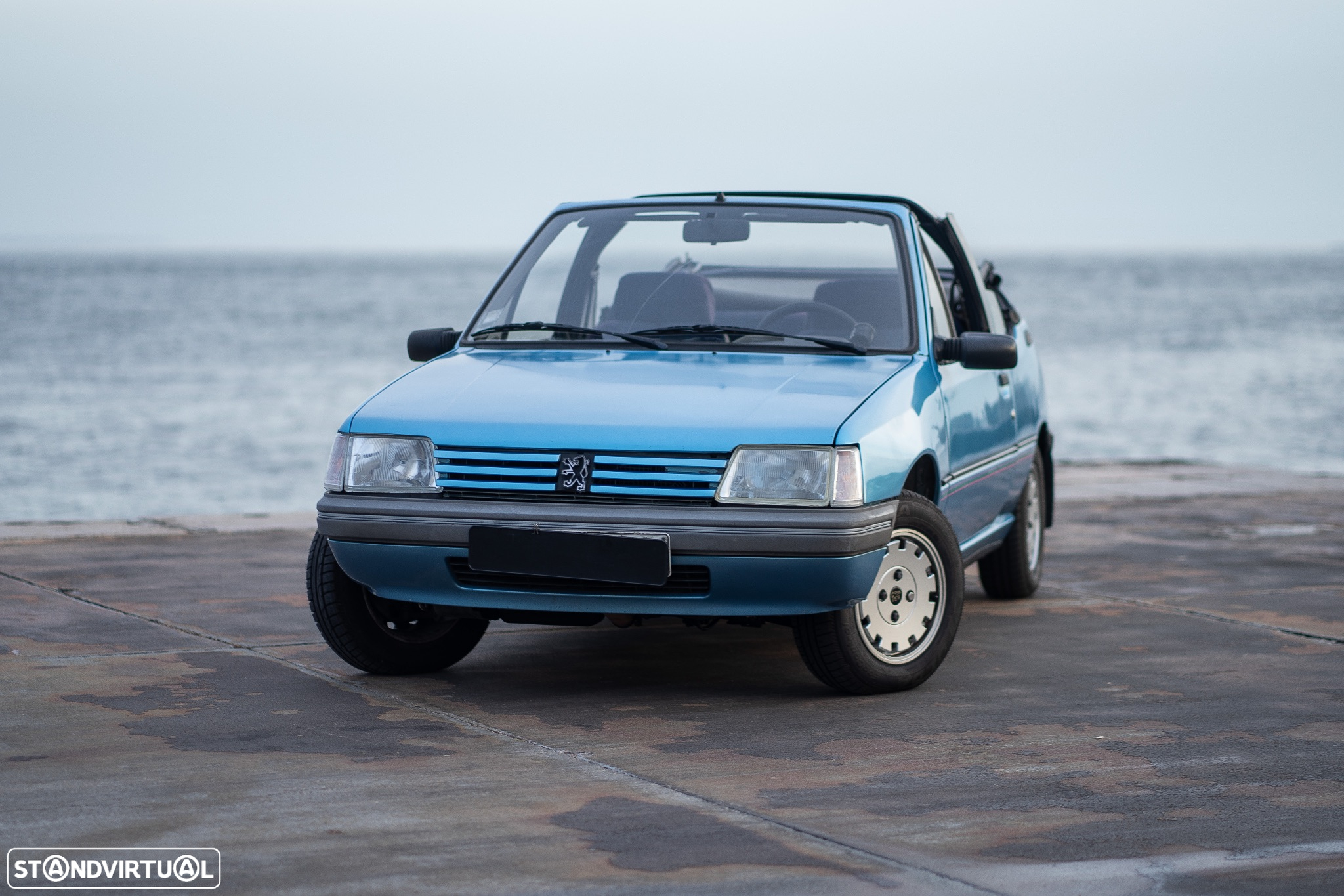 Peugeot 205 Cabrio 1.4 CT - 32