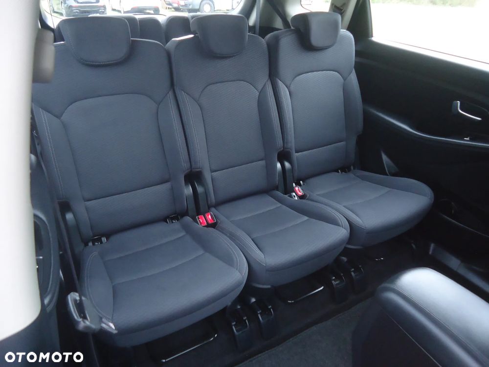 Kia Carens 2.0 GDI Automatik Edition 7 - 23