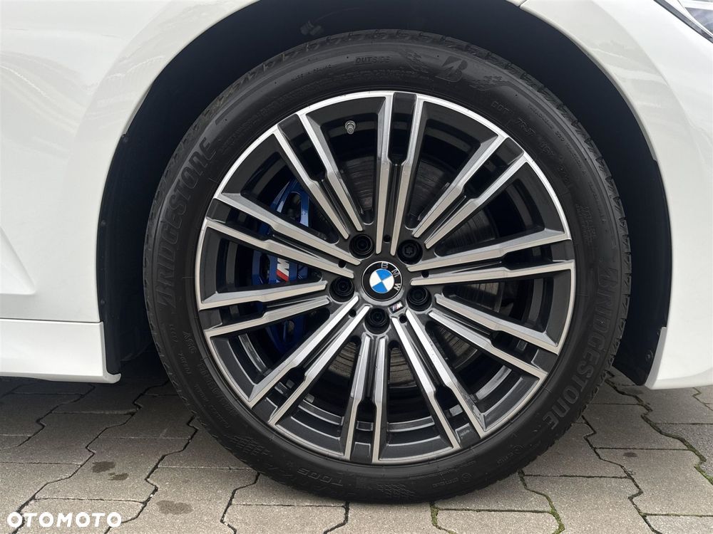 BMW Seria 3 320d xDrive - 5