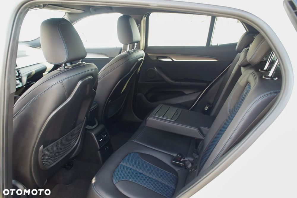 BMW X2 - 11