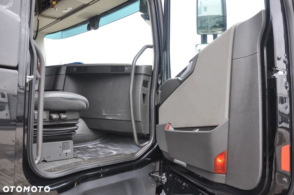 Volvo XL 500 LOW DECK  SERWISOWANY - 15