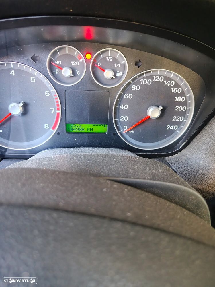 Ford Focus SW 1.4 Sport - 6