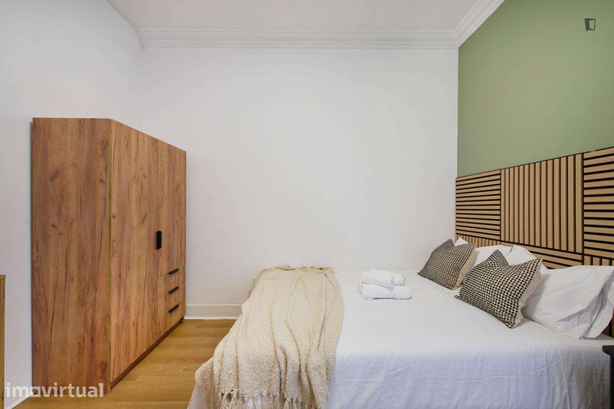 Quarto - localizado em Marquês de Pombal Lisbon - Grande imagem: 3/45