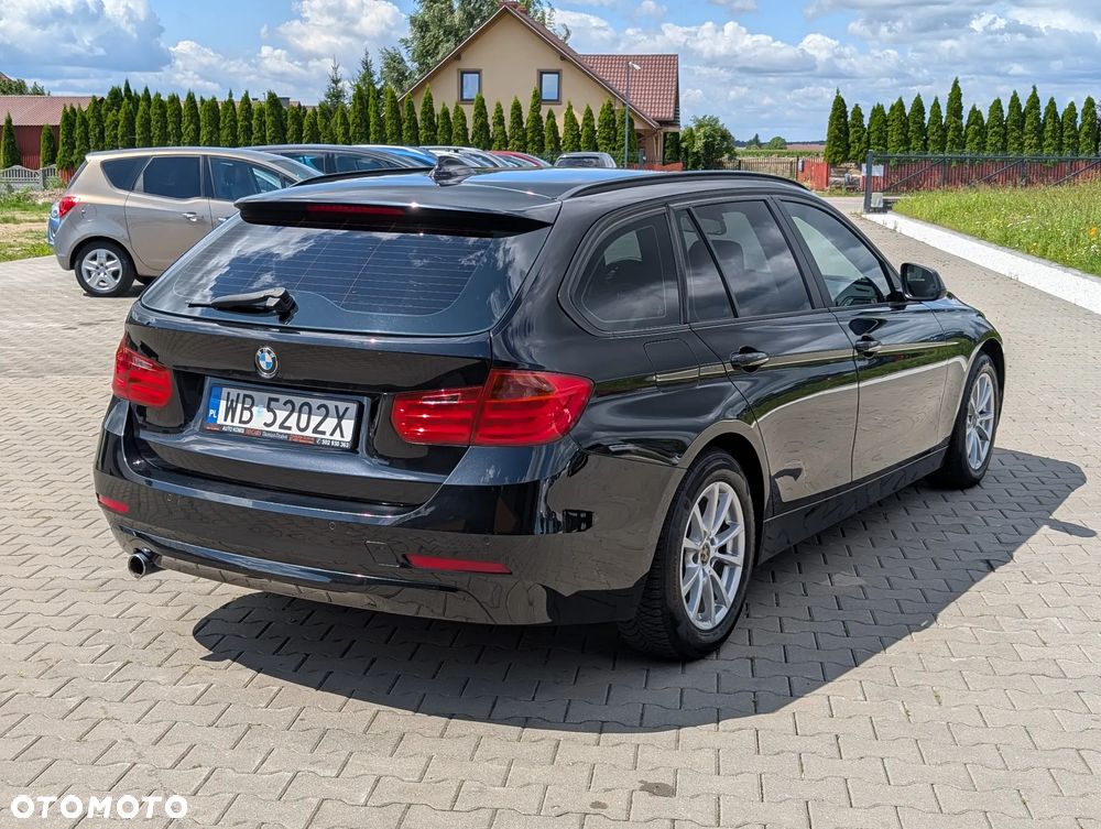 BMW Seria 3 318d Edition Luxury Line Purity - 16