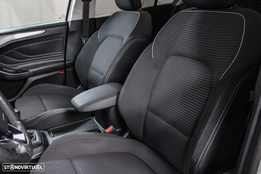 Ford Focus 1.5 TDCi Titanium - 9
