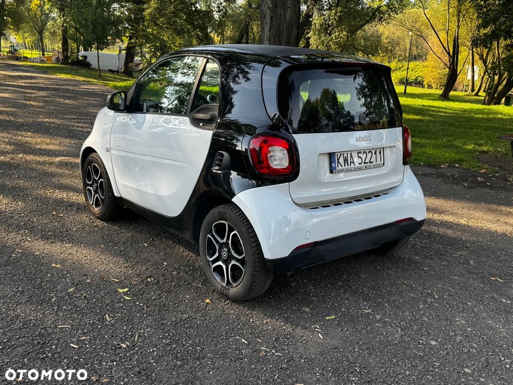 Smart Fortwo 2015 photo 4