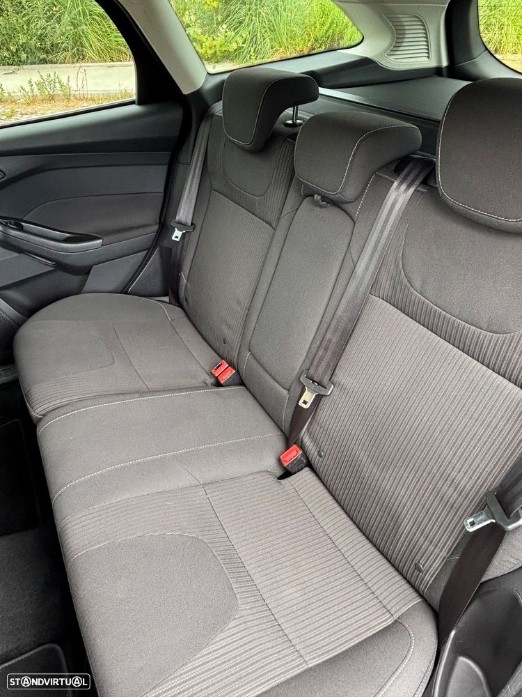 Ford Focus SW 1.6 TDCi Titanium - 8