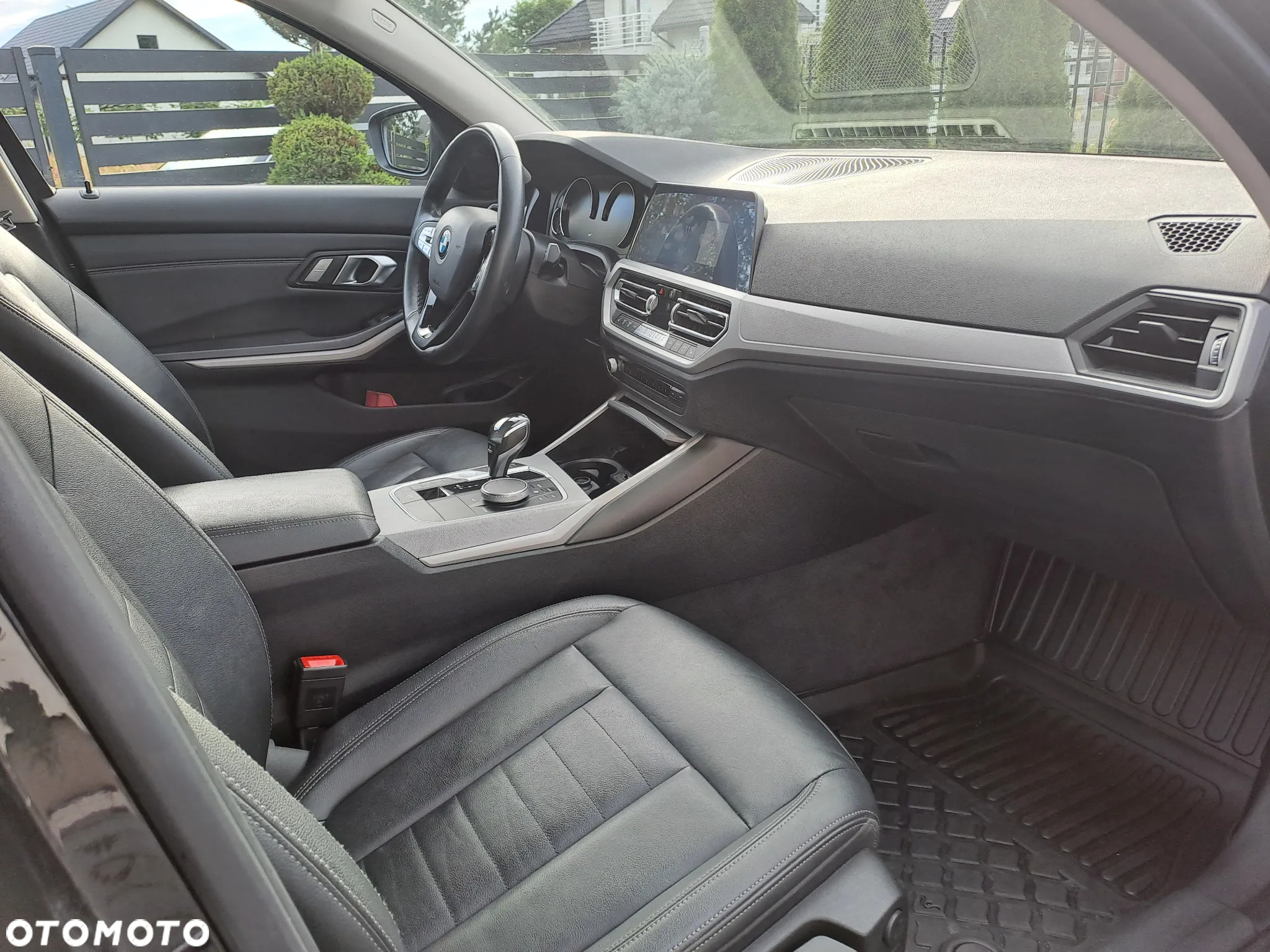 BMW Seria 3 320d Sport Line Shadow - 16