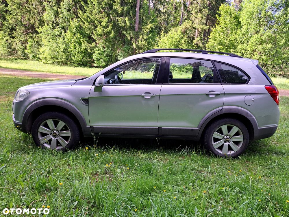 Chevrolet Captiva 2.0 d LT high - 6