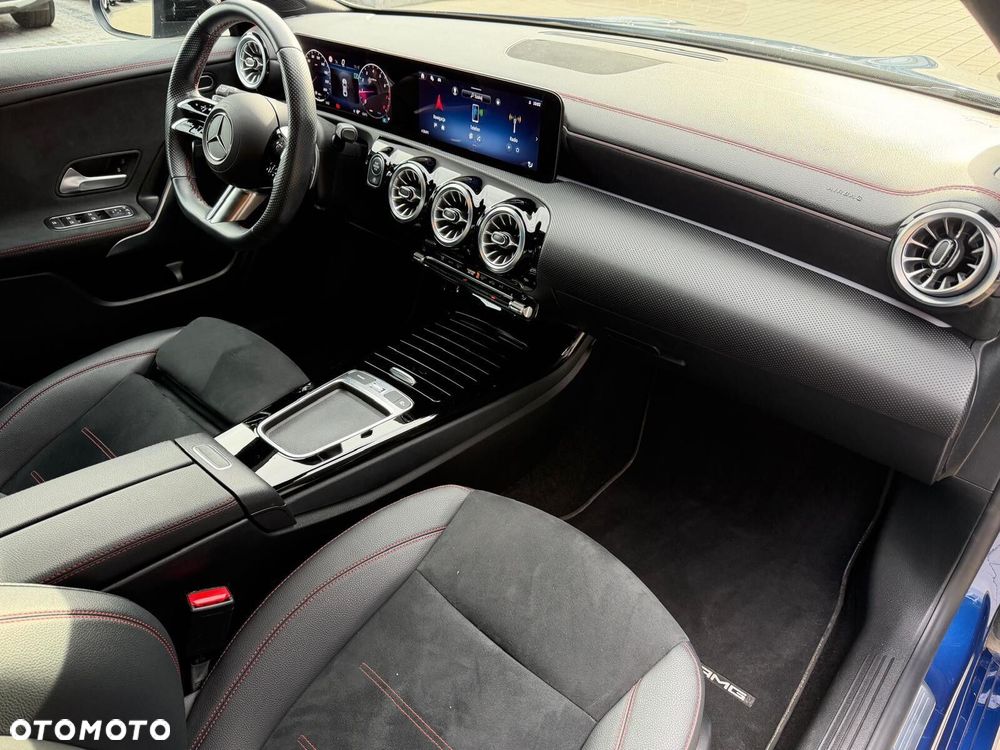Mercedes-Benz CLA 200 AMG Line 7G-DCT - 13