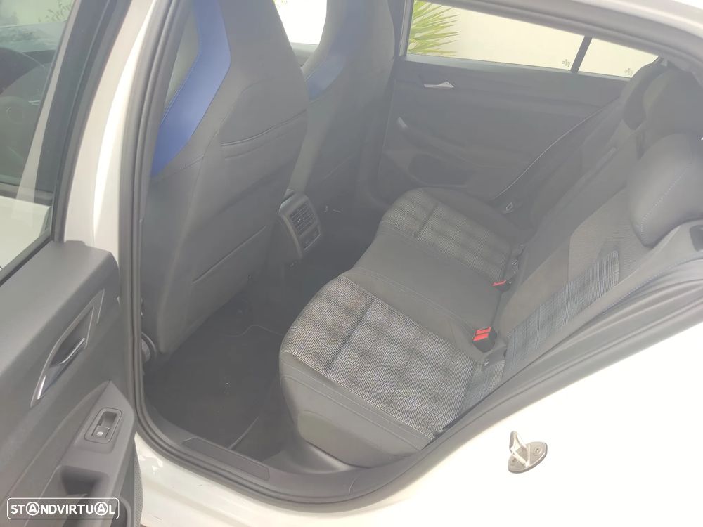 VW Golf 1.4 GTE Plug-in - 12