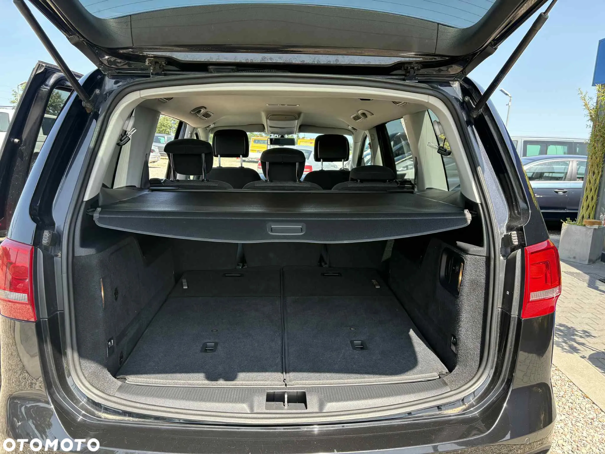 Volkswagen Sharan 2.0 TDI BlueMotion Technology Trendline - 5