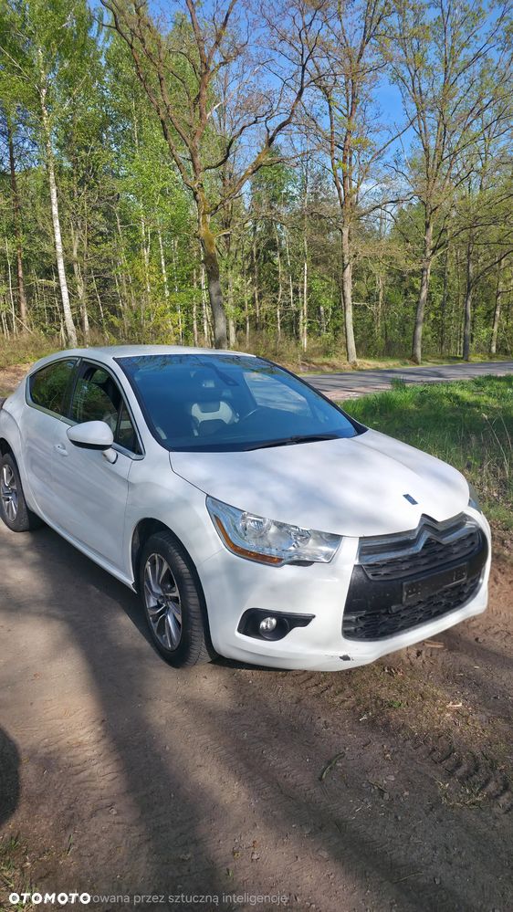 Citroën DS4 BlueHDi 120 S&S SoChic - 8
