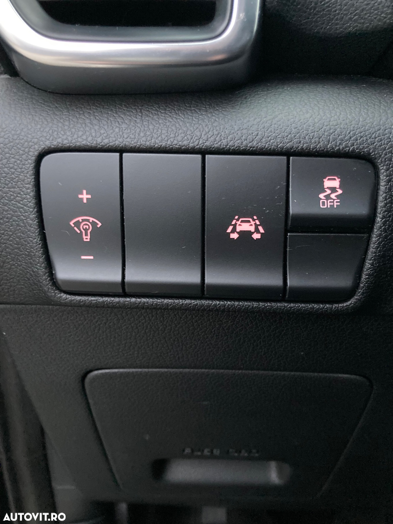Kia Sportage 2,0 CRDI AWD Aut. Platinum - 23