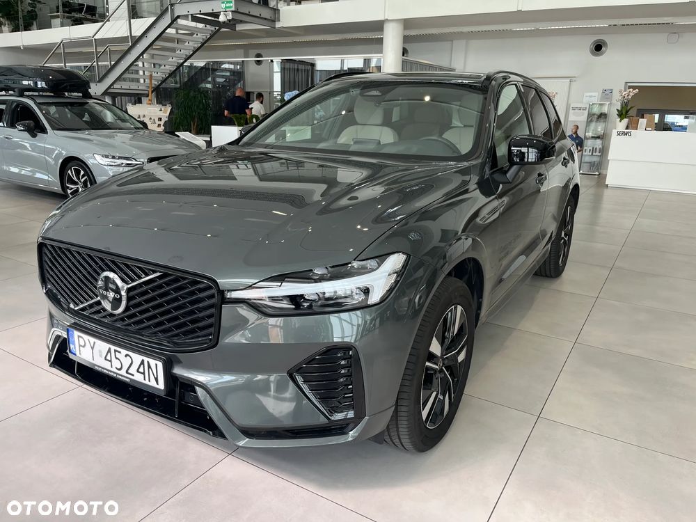 Volvo XC 60 B5 B AWD Plus Dark - 8