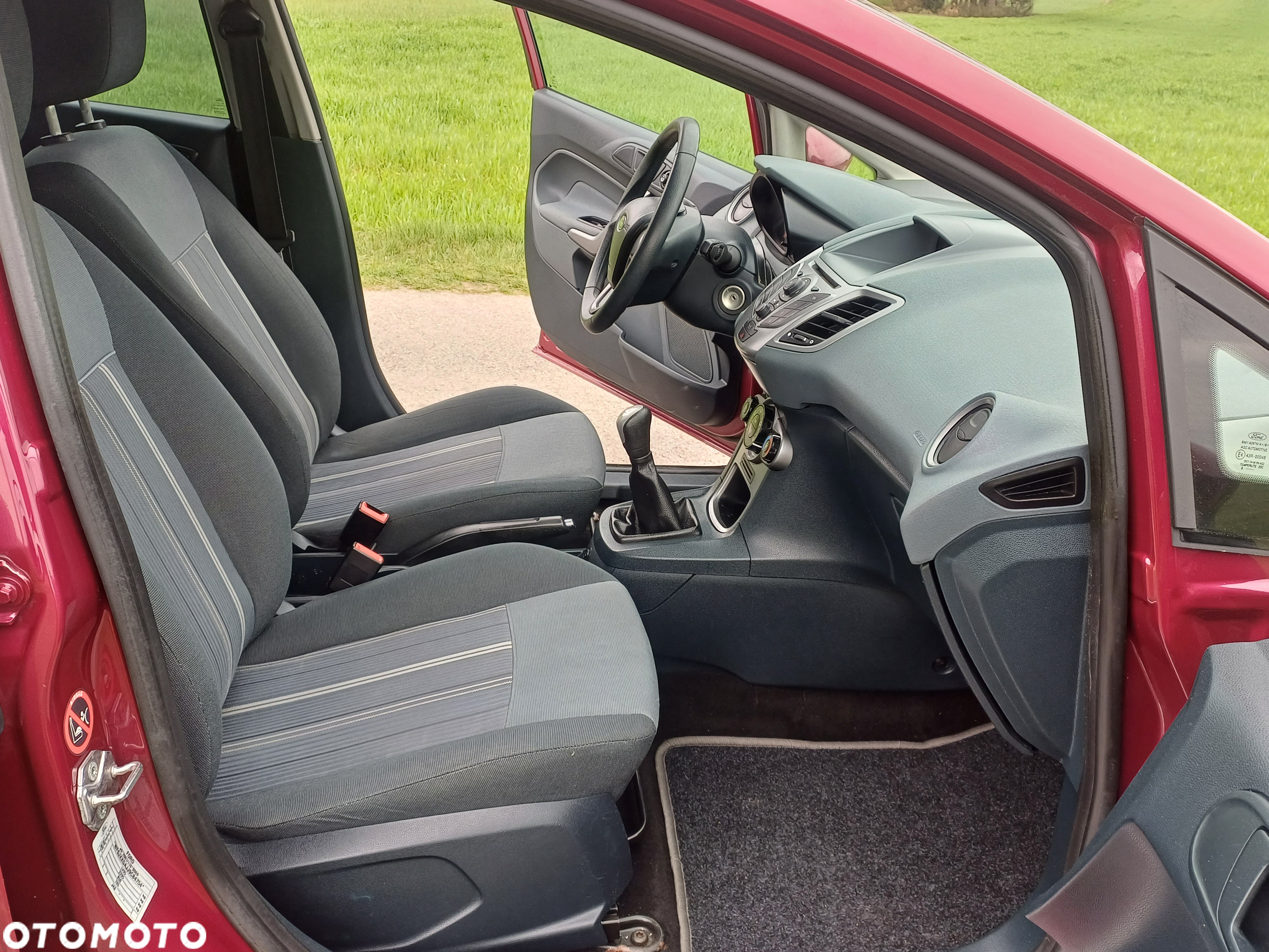 Ford Fiesta 1.4 Ghia - 15