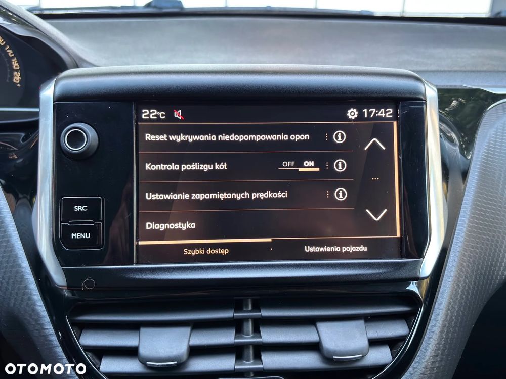 Peugeot 2008 1.2 Pure Tech Active S&S - 22