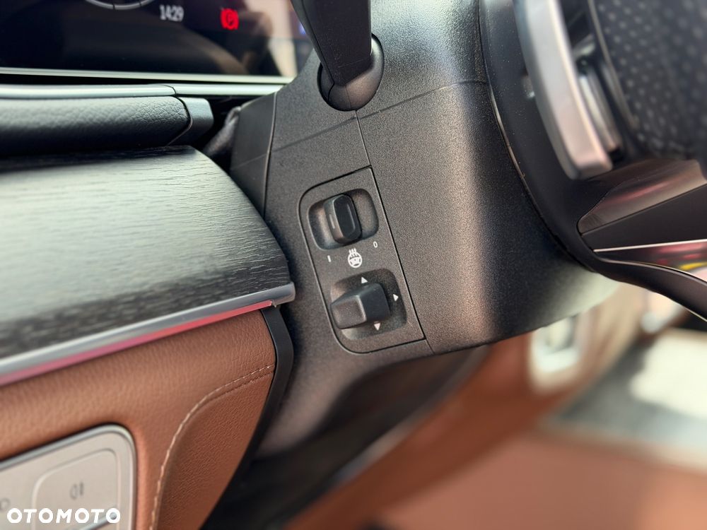 Mercedes-Benz GLS - 14