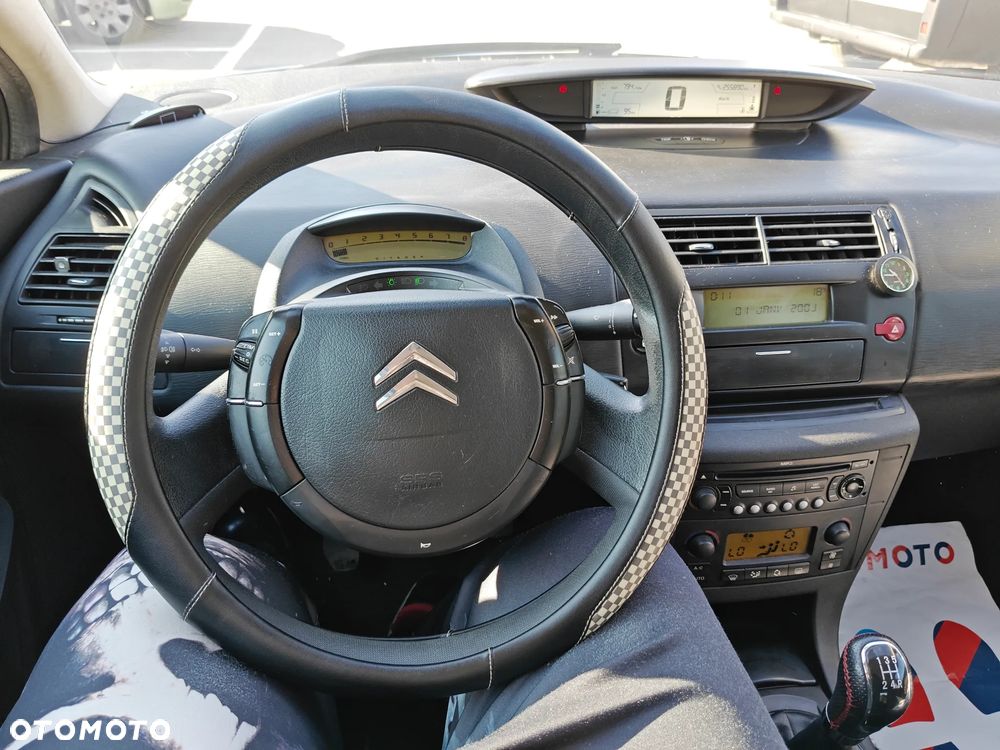 Citroën C4 1.4 16V Impress - 20