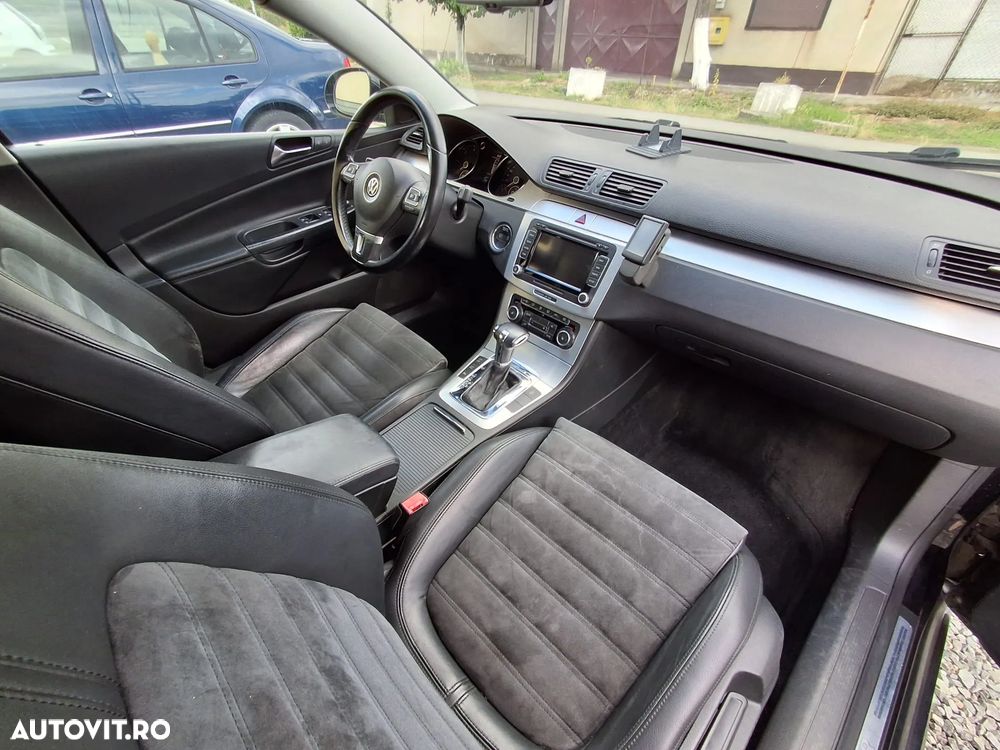 Volkswagen Passat - 11