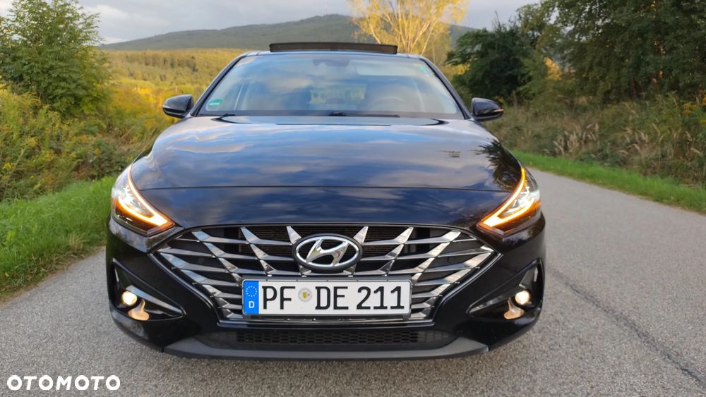 Hyundai i30 1.0 T-GDI 48V-Hybrid DCT Connect & Go - 15