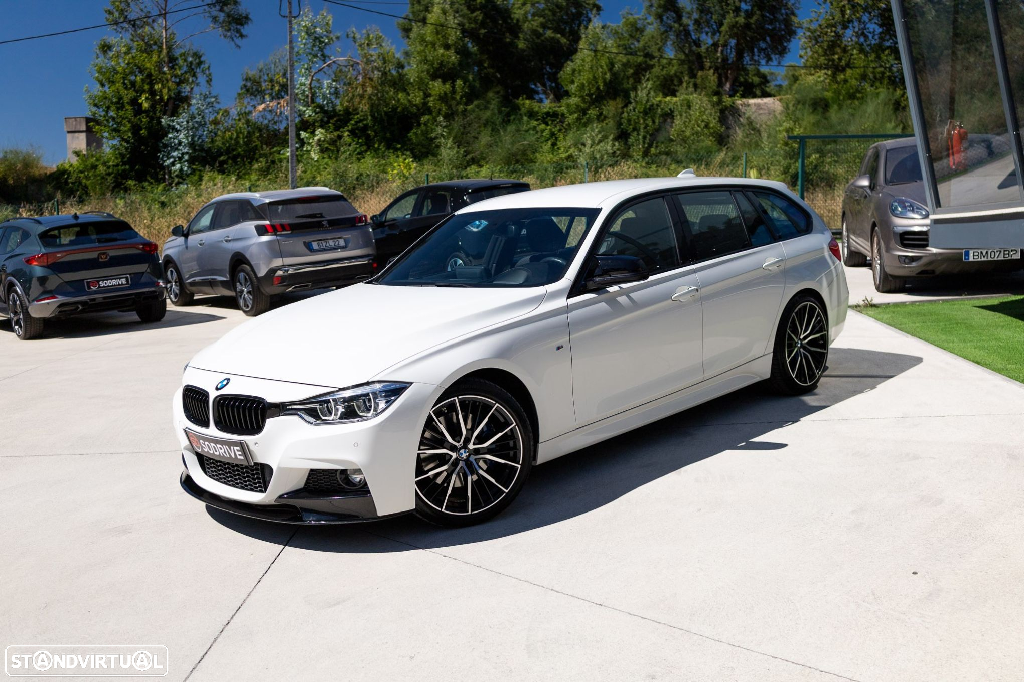 BMW 330 d Touring xDrive Pack M - 5