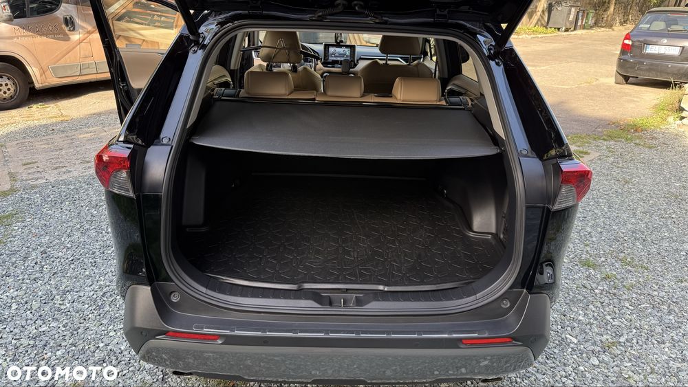 Toyota RAV4 - 6