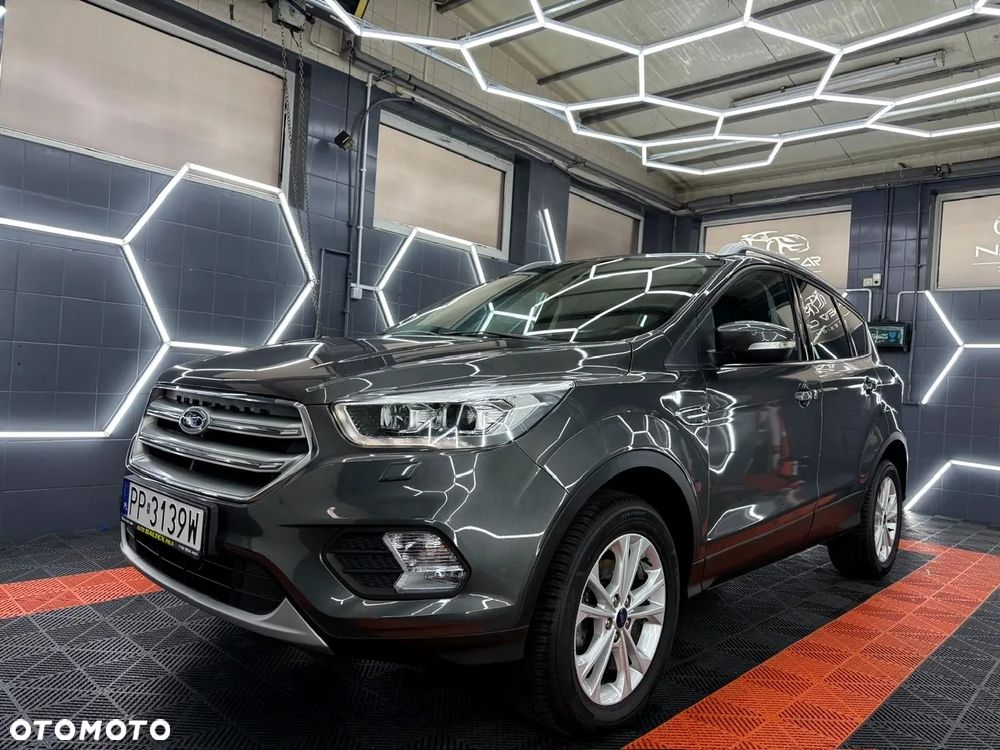 Ford Kuga 1.5 EcoBoost 2x4 Titanium - 13