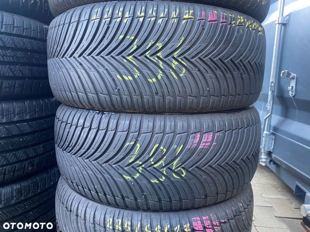 225/45/17 Kleber Quadraxer 3_7mm_4szt_(396) - 3