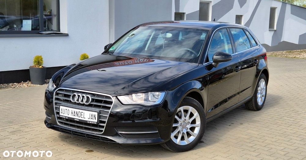Audi A3 Sportback - 1