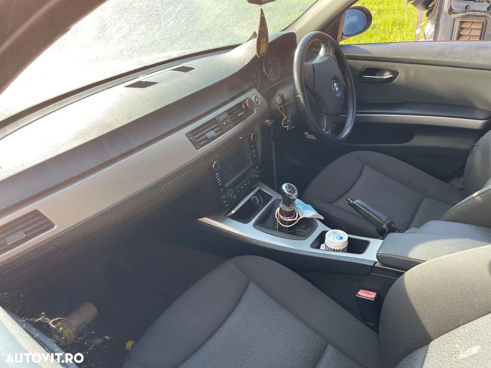 Dezmembrari BMW E90 320D M47 163CP / 2007 - 5