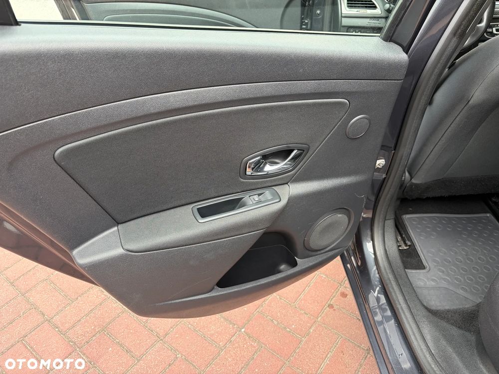 Renault Megane - 13