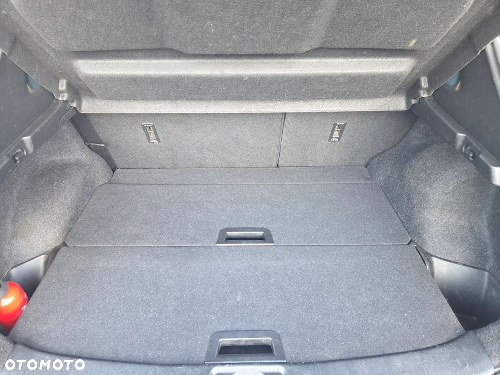 Nissan Qashqai 1.2 DIG-T N-Connecta EU6 - 19