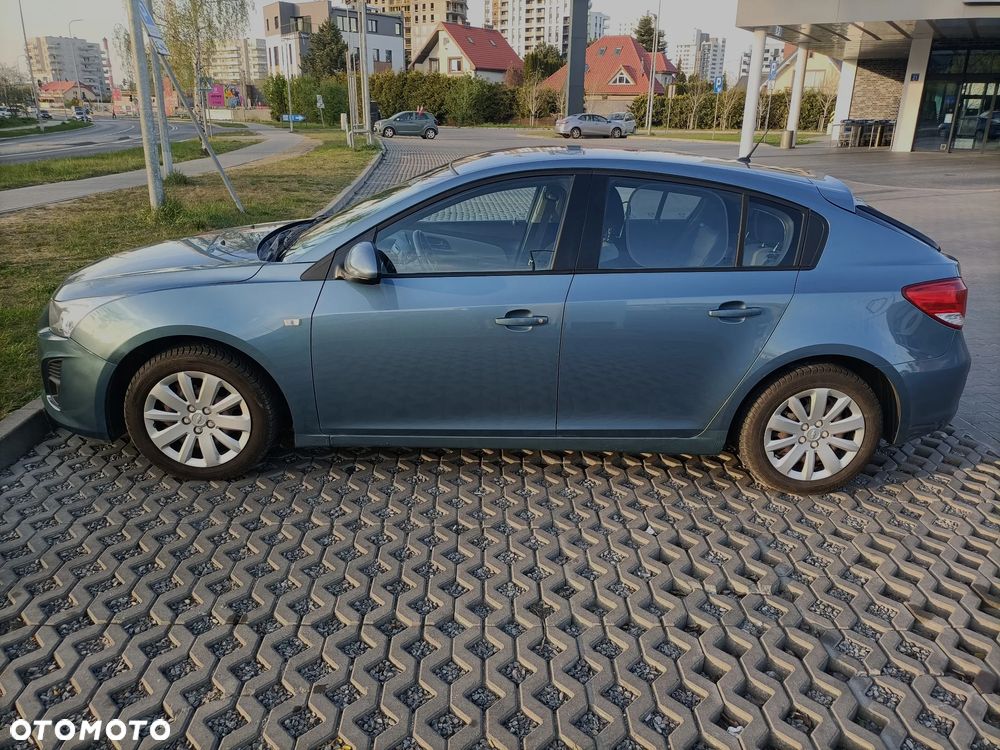 Chevrolet Cruze 1.8 LS+ - 2