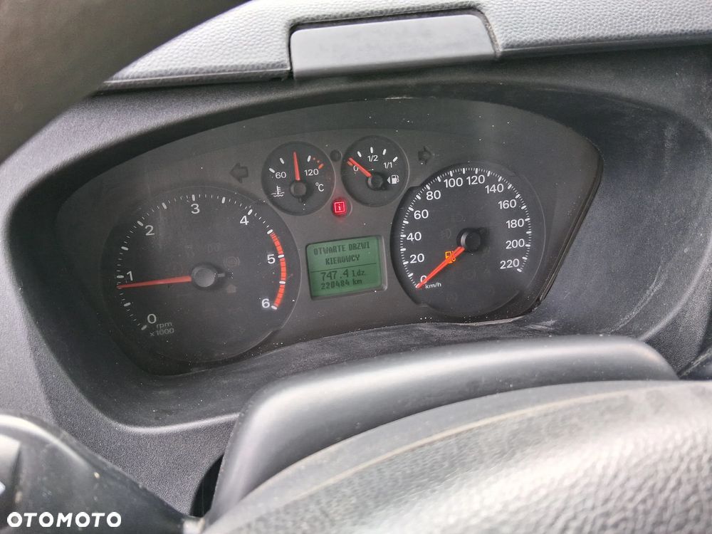 Ford Transit - 20