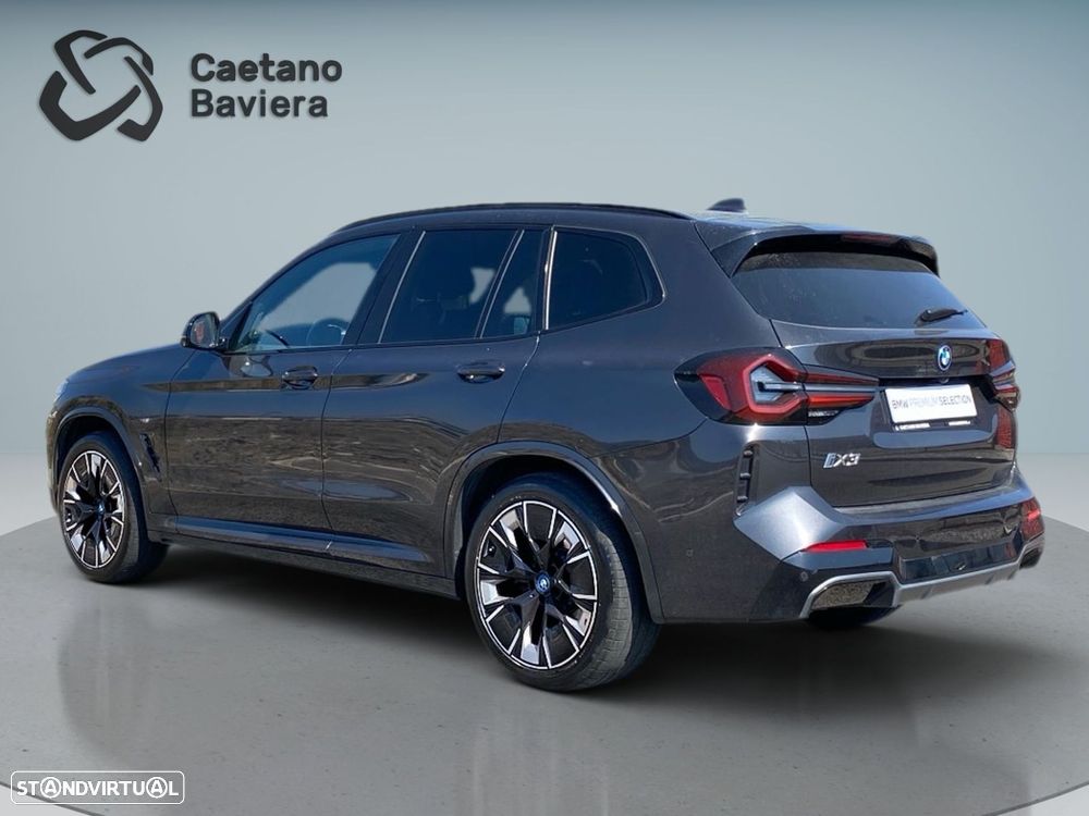BMW iX3 M Sport Impressive - 26