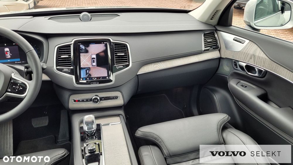 Volvo XC 90 - 31