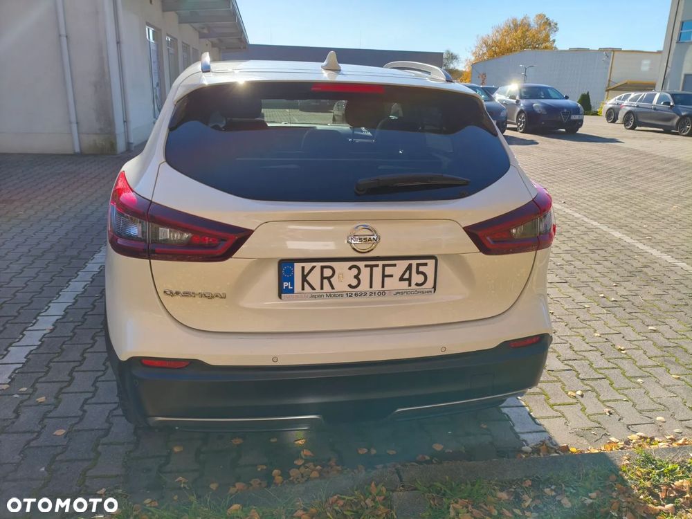 Nissan Qashqai 1.3 DIG-T N-CONNECTA - 7