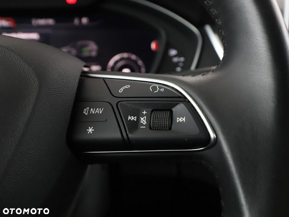 Audi Q5 50 TFSI e Quattro S tronic - 33