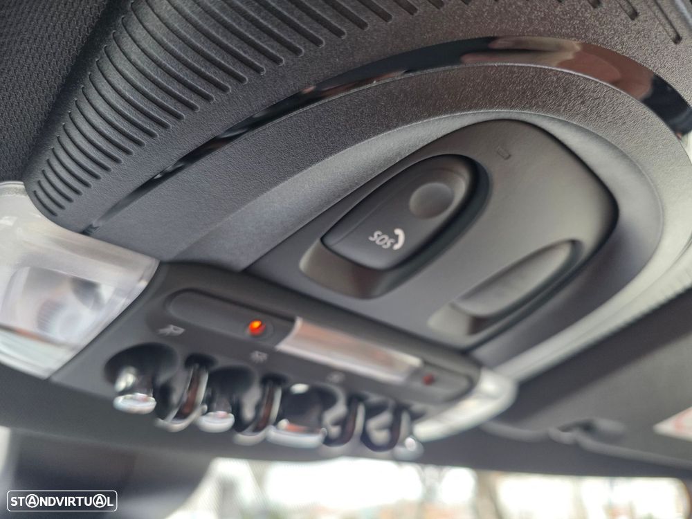 MINI Countryman Cooper SE ALL4 Auto - 19