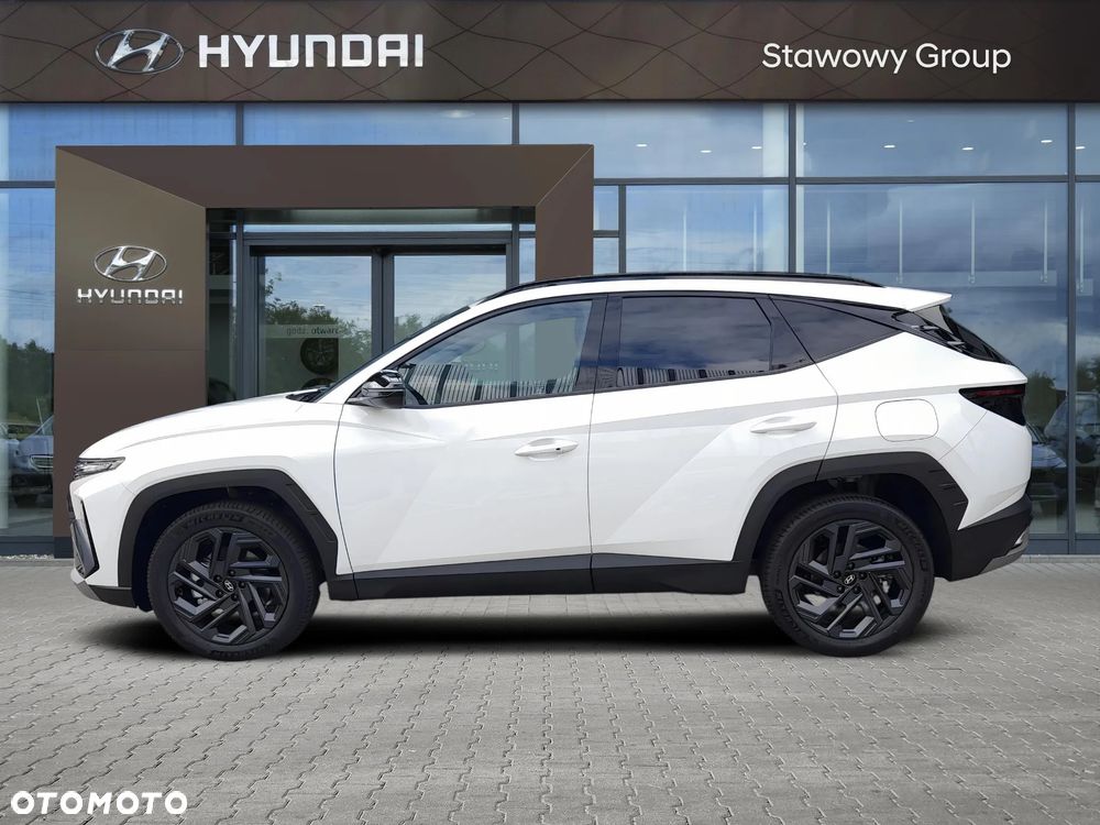 Hyundai Tucson 1.6 T-GDi HEV Smart Black 2WD - 2